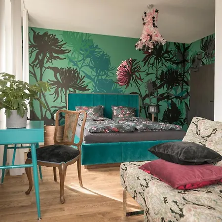 Kolorowe Pola Boutique מלון פולניסה-ז'דוז'