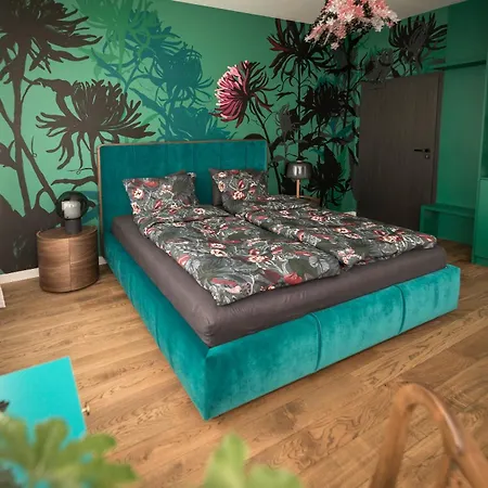 מלון Kolorowe Pola Boutique