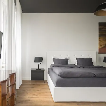 Kolorowe Pola Boutique