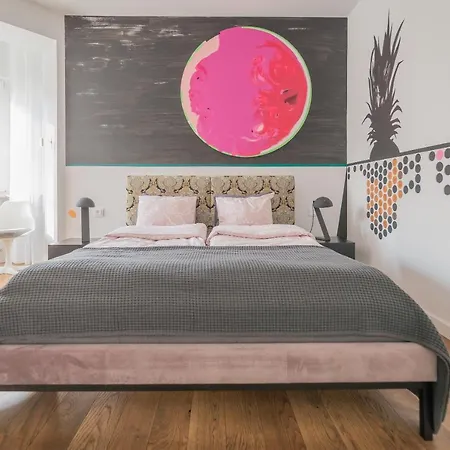 Kolorowe Pola Boutique 3*